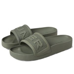 Hunter men’s green slides
